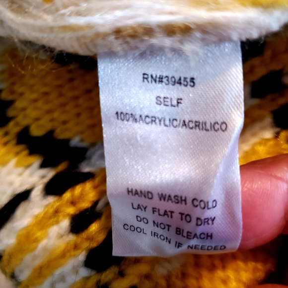 Ivory Rose Cropped Pullover Dopamine Sweater Size M - Picture 14 of 14